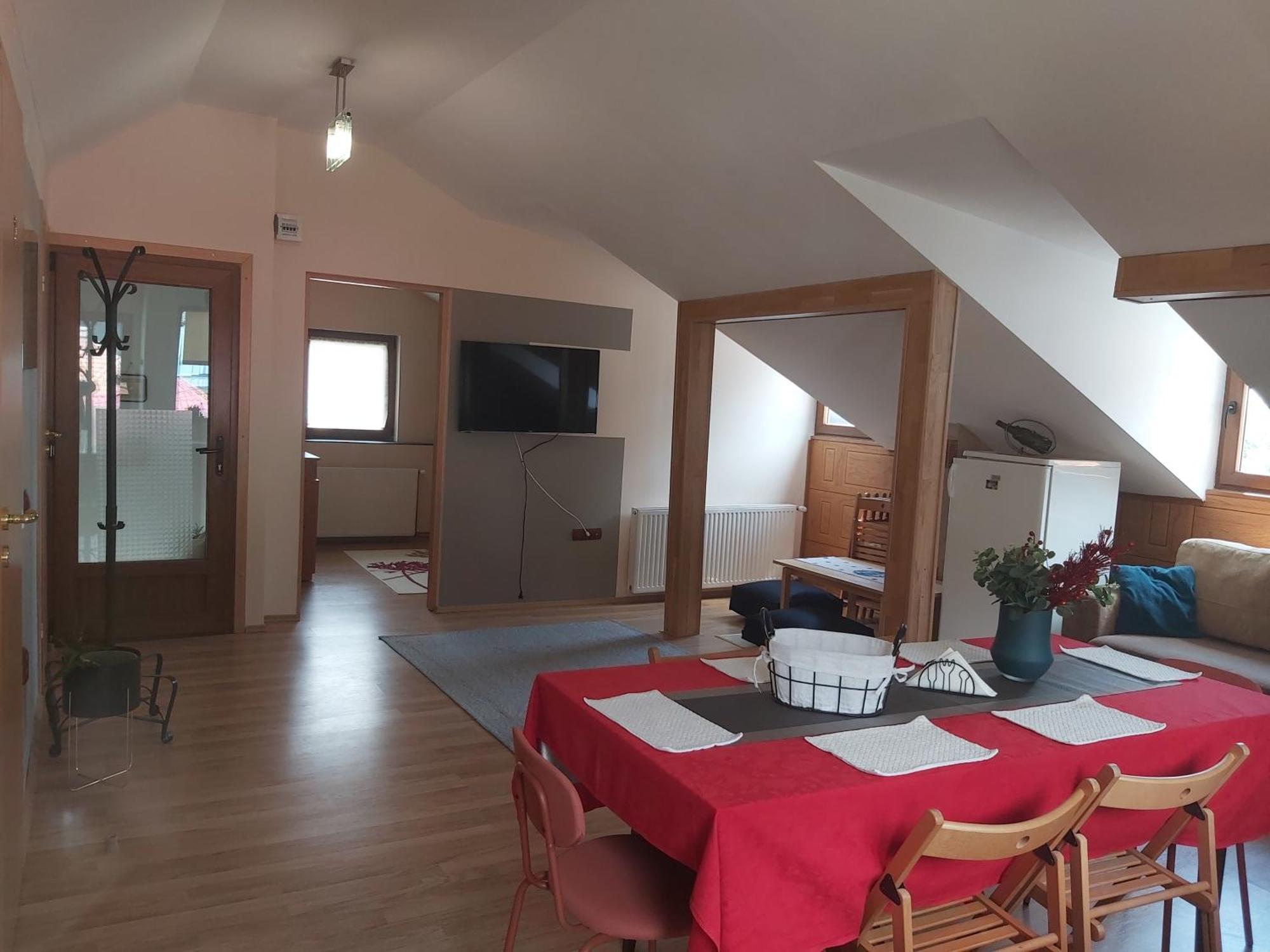 Zoso Home Buşteni エクステリア 写真